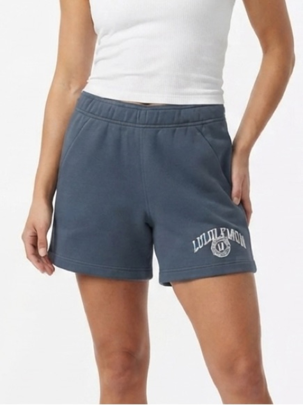 Lululemon NWT Oversized MR Short 7” Graphic in Solar Gray
